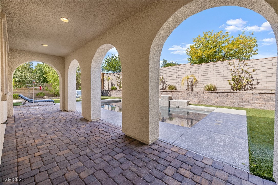 12132 Vista Linda Avenue