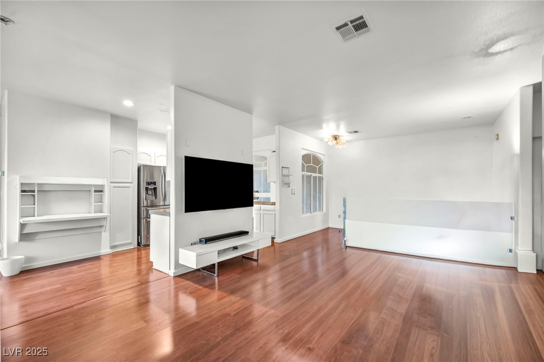 2050 West Warm Springs Road 3721