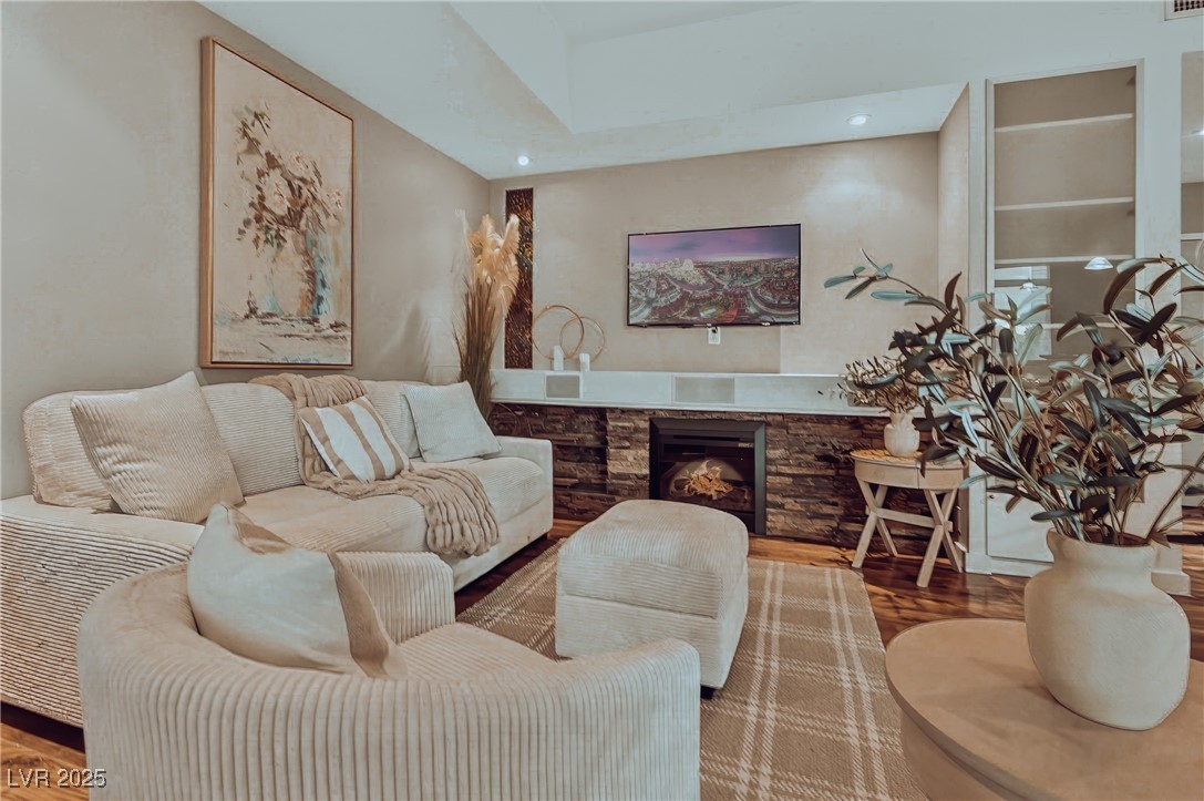 3111 Bel Air Drive 202