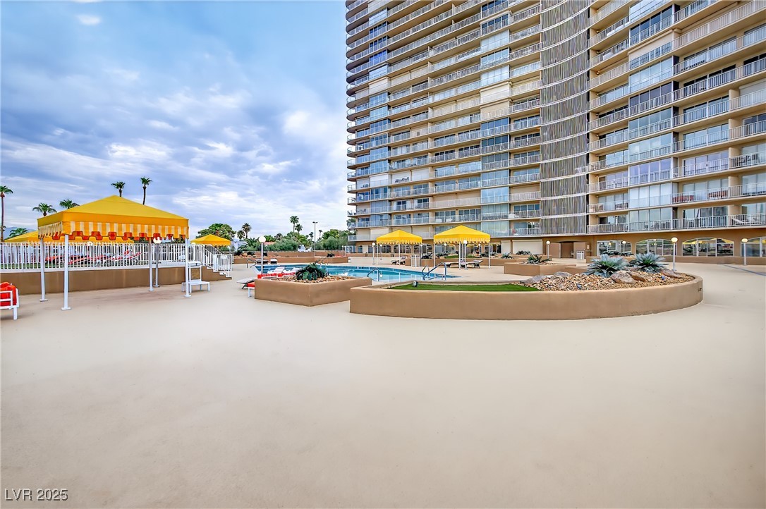 3111 Bel Air Drive 202