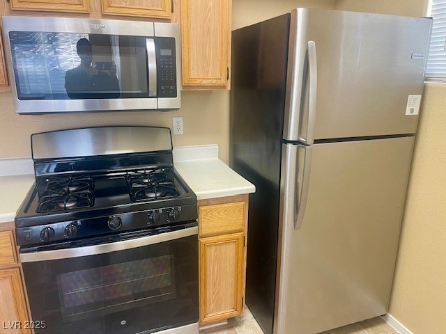 9050 West Warm Springs Road 2139