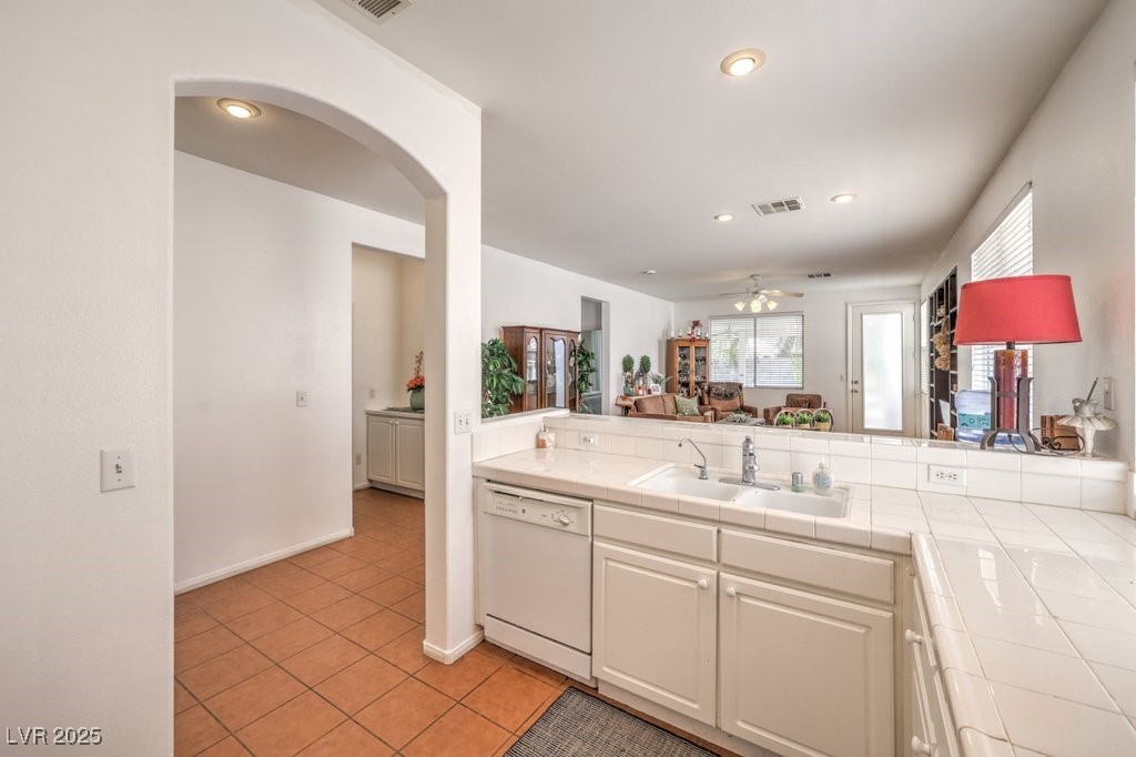 9761 Del Mar Heights Street