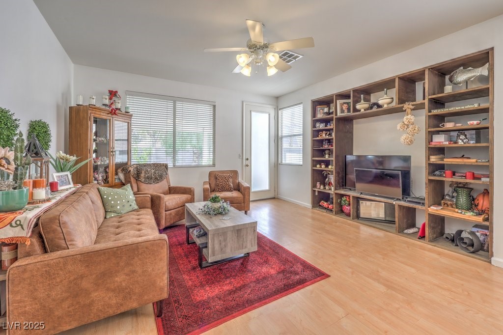 9761 Del Mar Heights Street