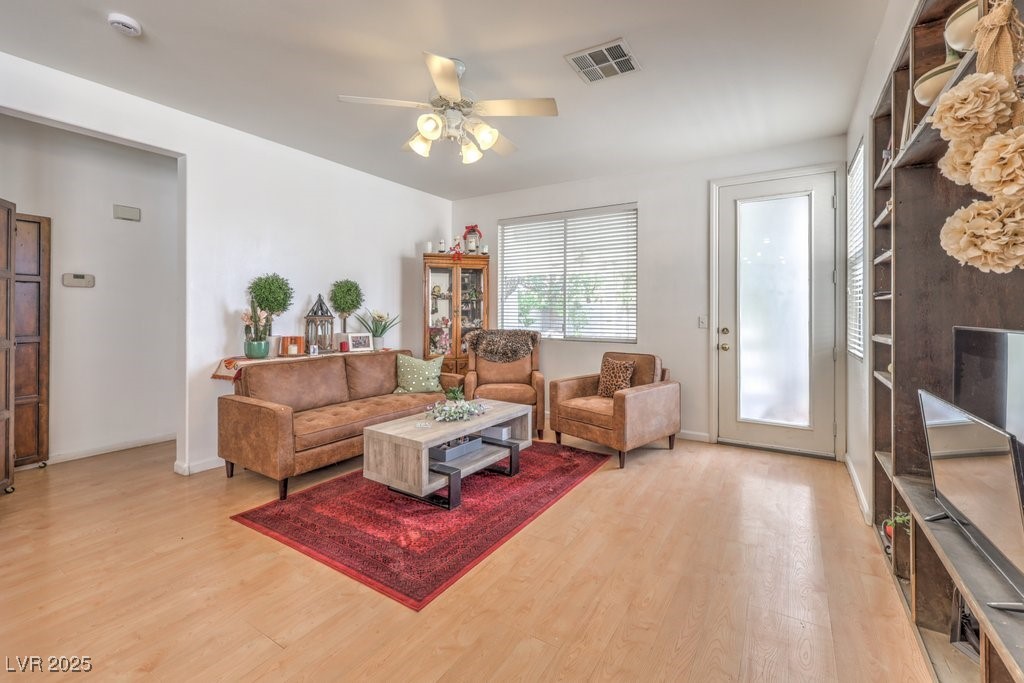 9761 Del Mar Heights Street