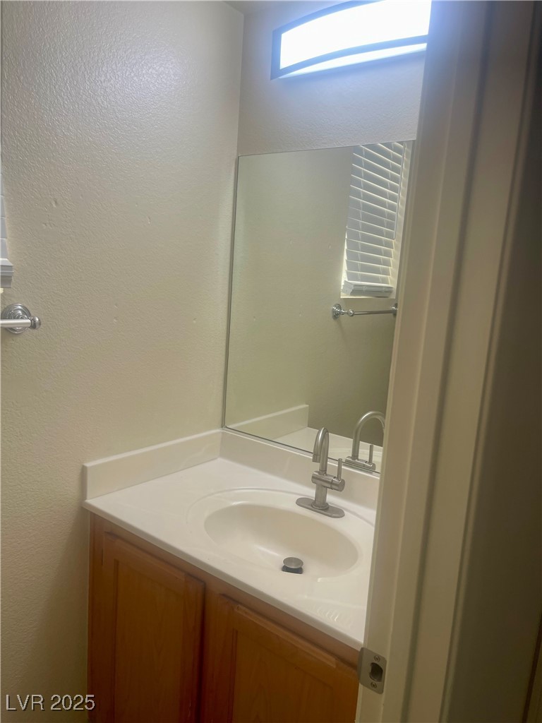 9909 Camino Loma Verde Avenue