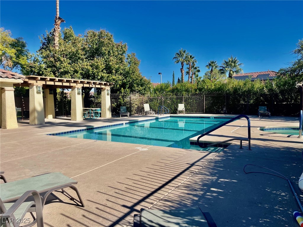 9909 Camino Loma Verde Avenue