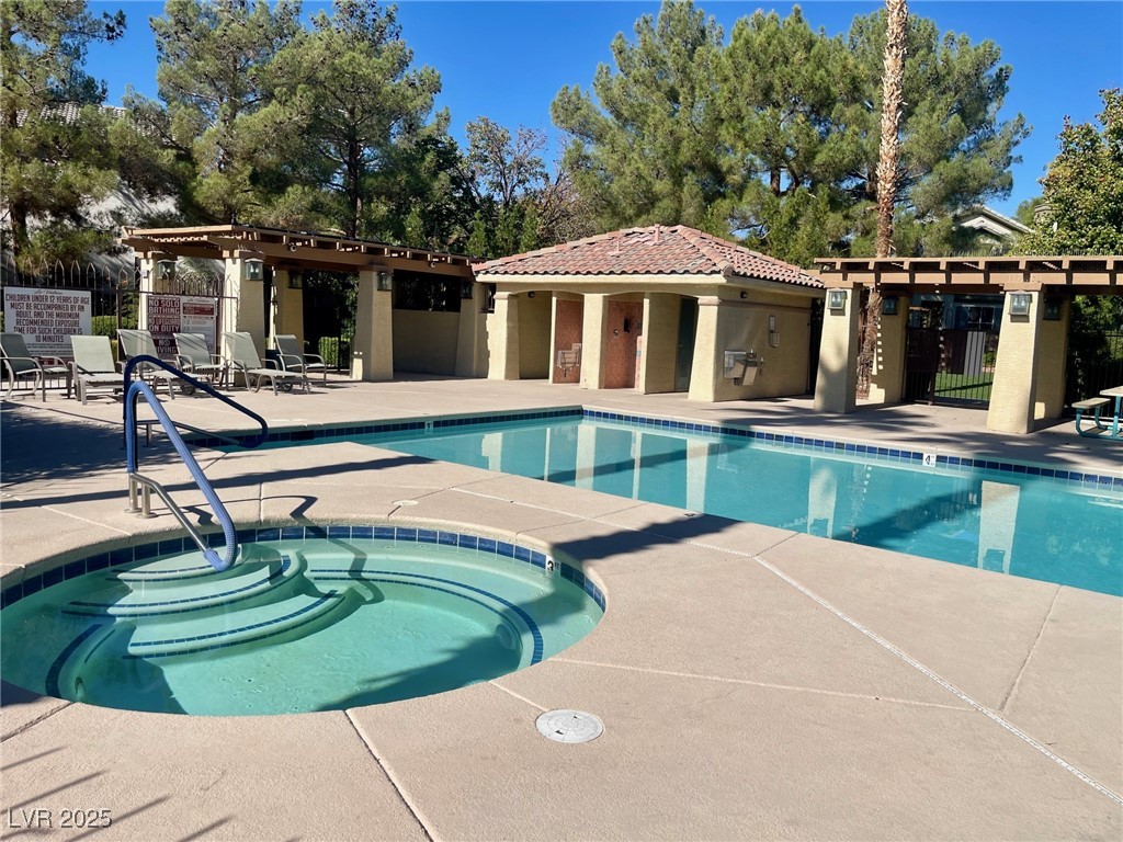 9909 Camino Loma Verde Avenue