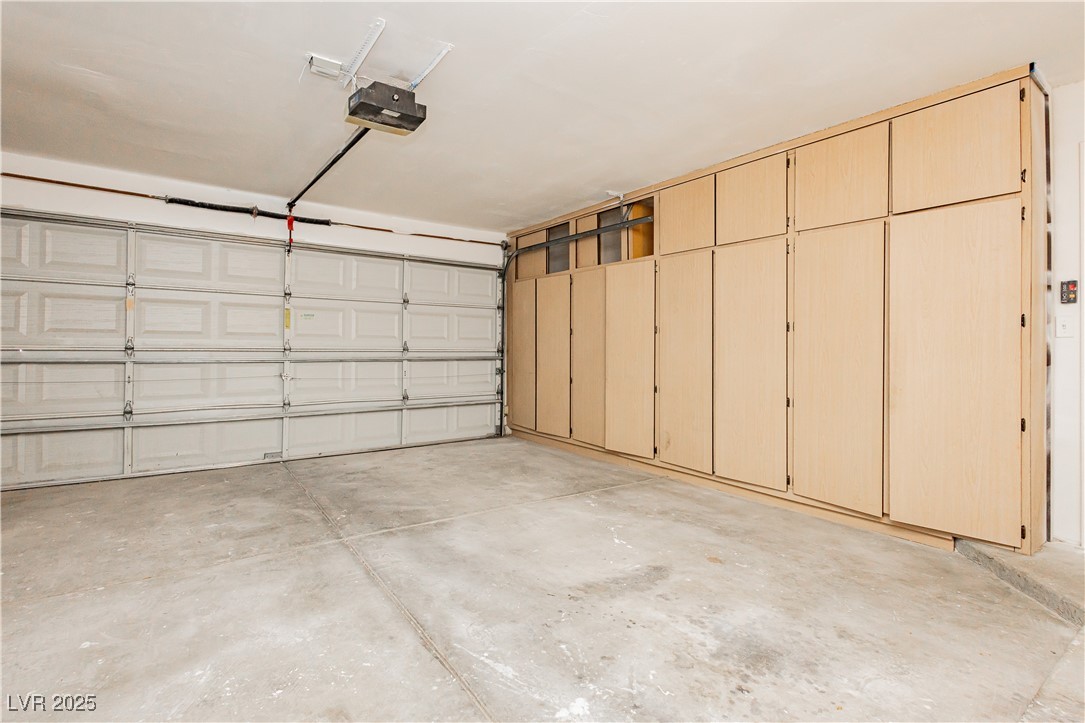 9741 Horizon Hills Drive