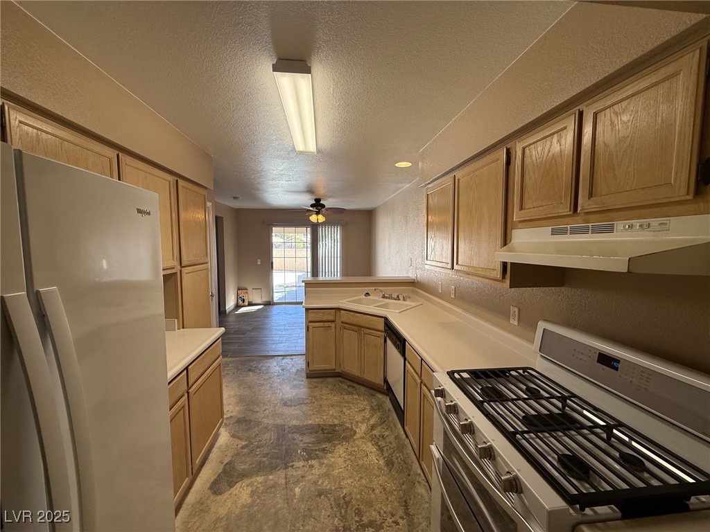 2823 Shannon Cove Drive