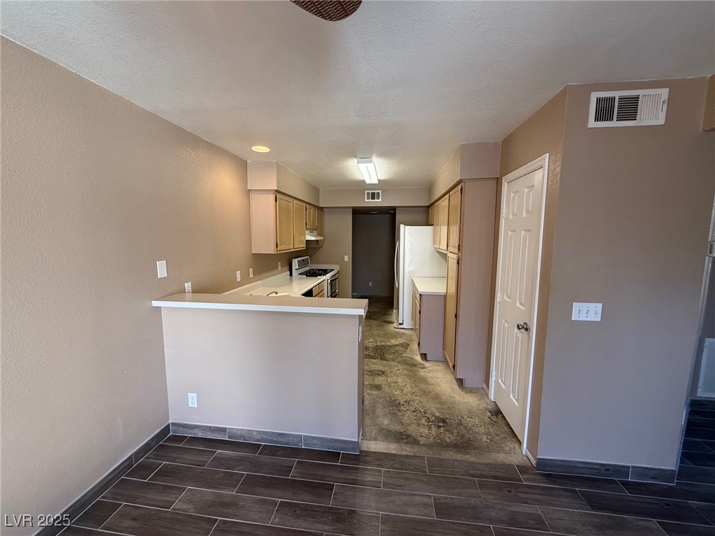 2823 Shannon Cove Drive