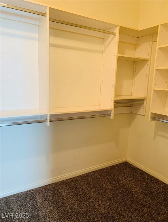 6197 Glimmering Light Avenue