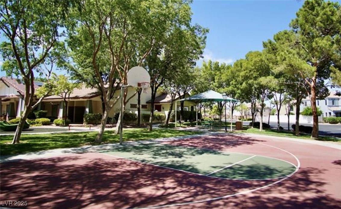 6197 Glimmering Light Avenue