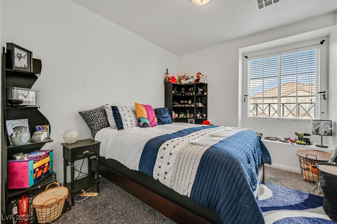 6197 Glimmering Light Avenue