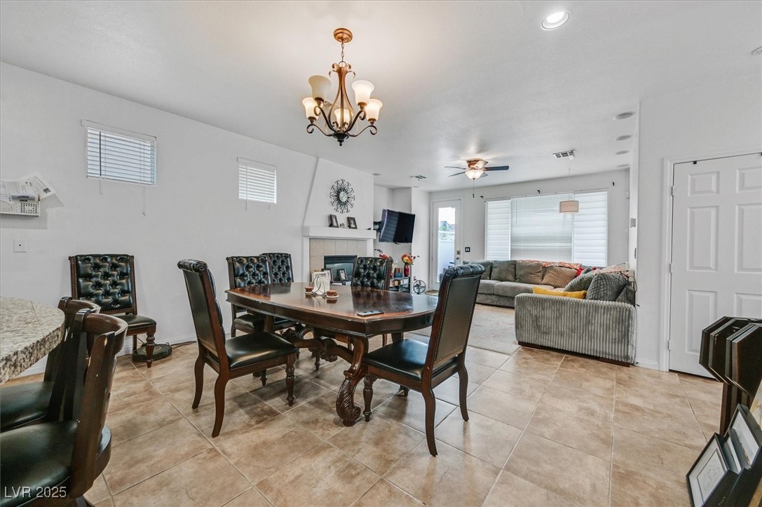 6197 Glimmering Light Avenue