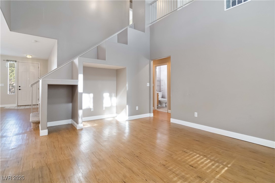 927 Clear Diamond Avenue