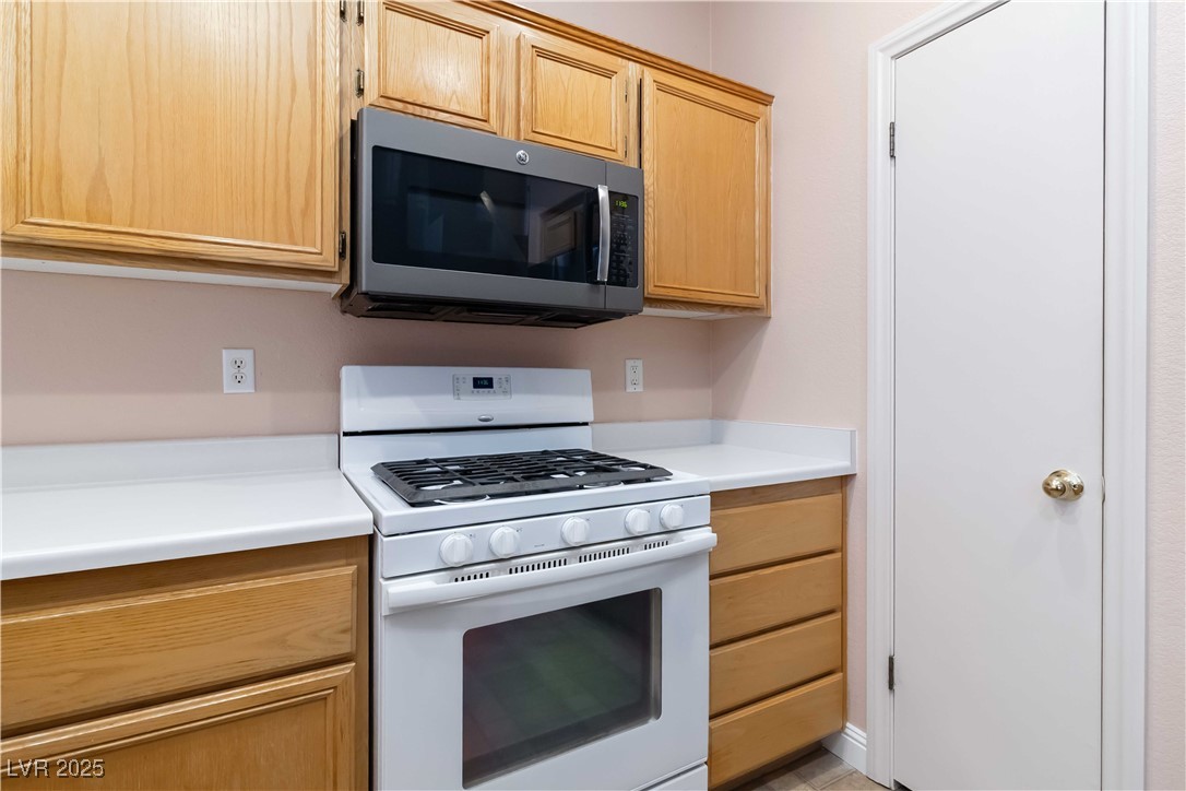 927 Clear Diamond Avenue