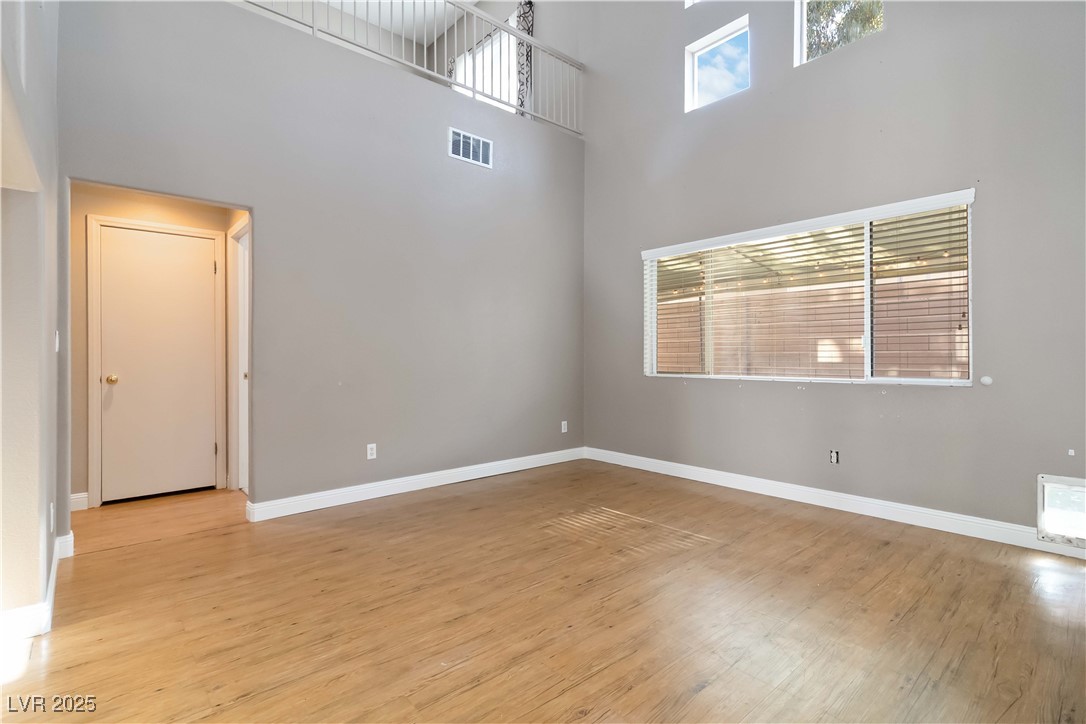 927 Clear Diamond Avenue