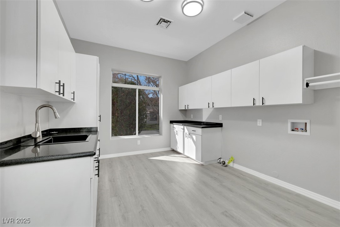 3860 Hildebrand Lane