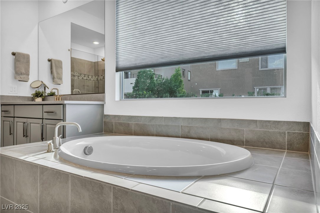 195 Cactus Sunrise Street