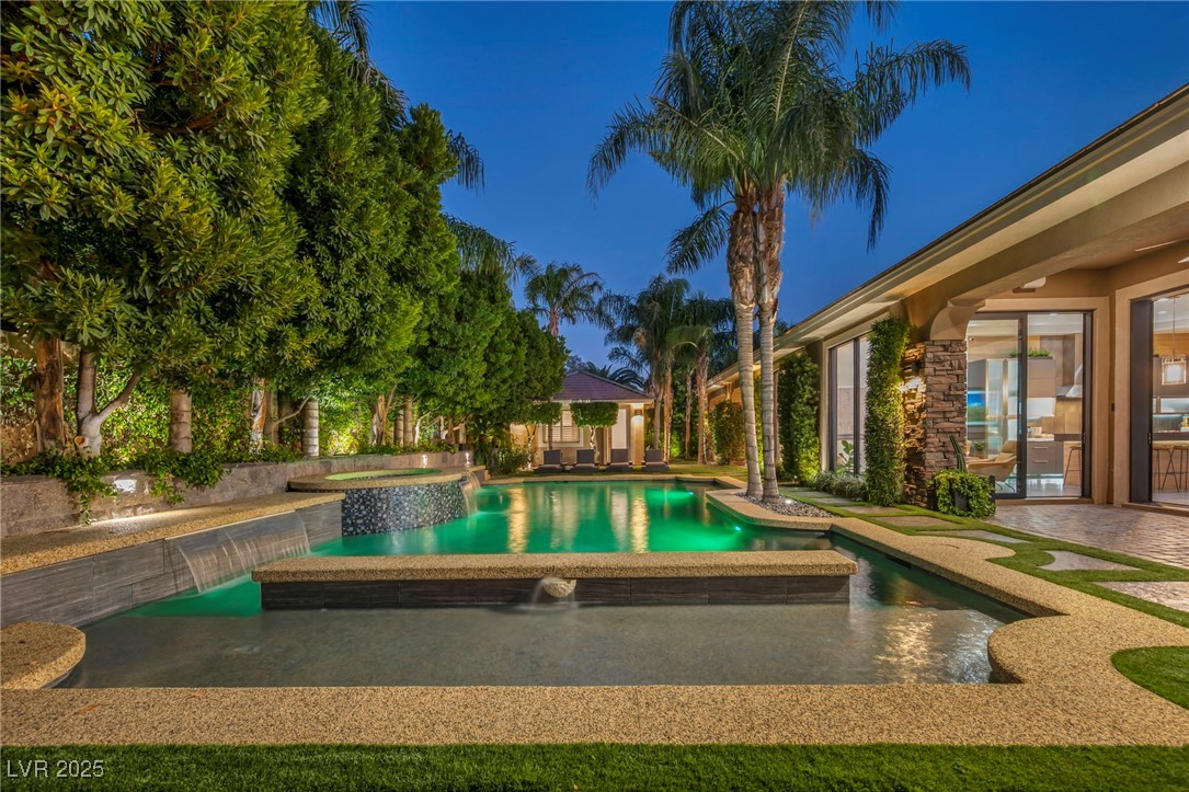 8032 Springbuck Court