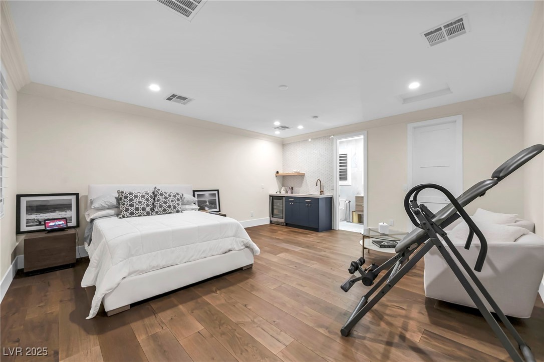 8032 Springbuck Court