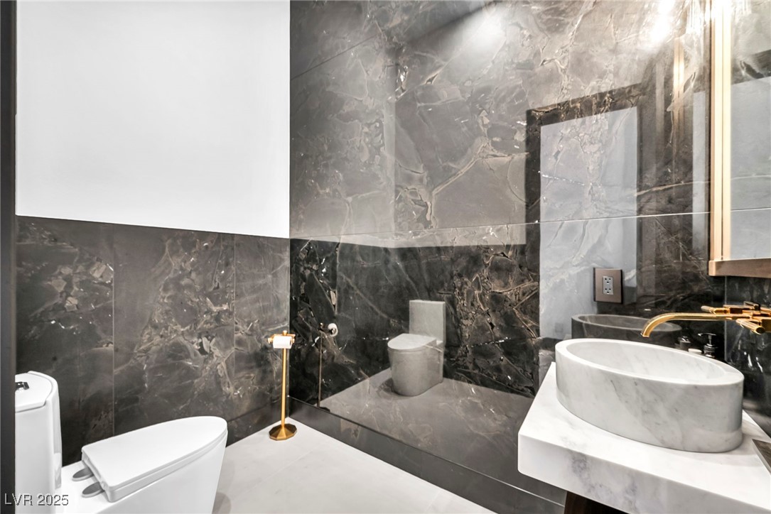 8032 Springbuck Court