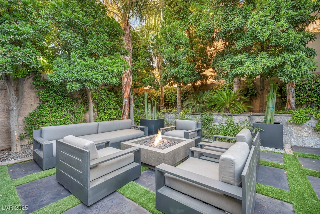 8032 Springbuck Court