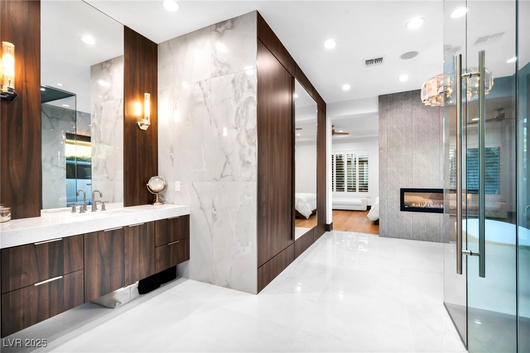 8032 Springbuck Court