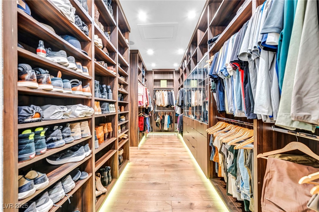 8032 Springbuck Court