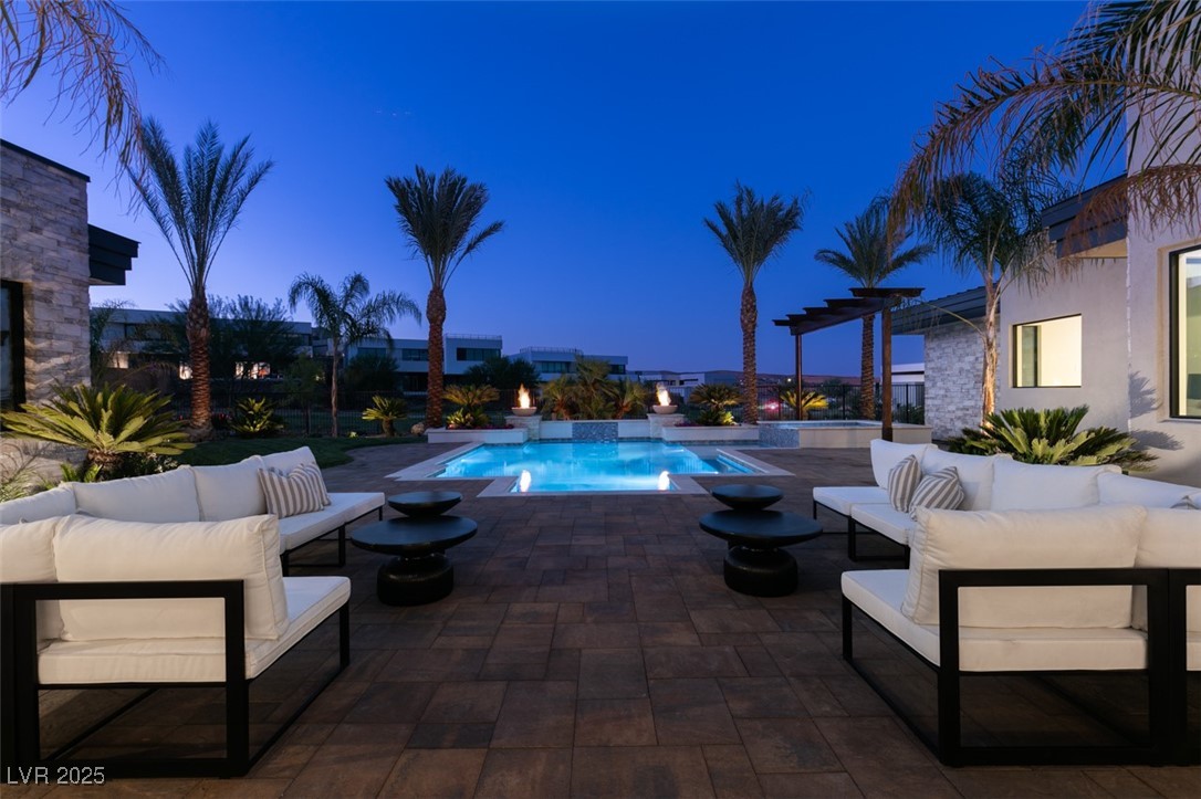 40 Reflection Shores Lane