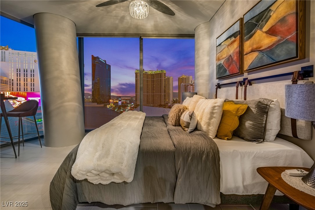 3722 Las Vegas Boulevard 706