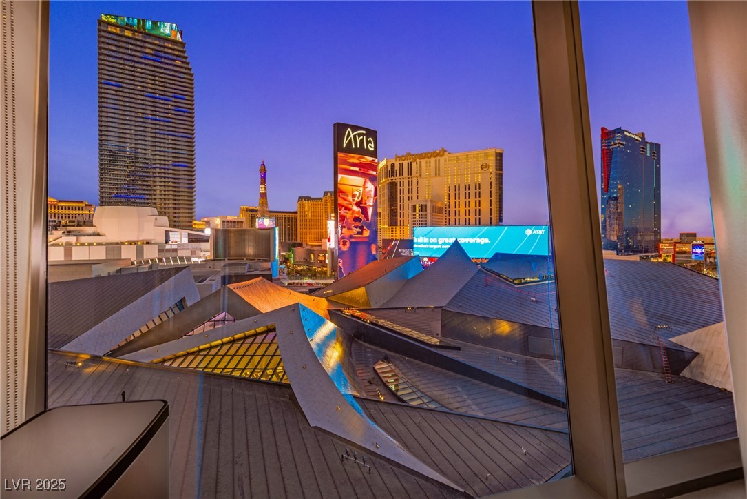 3722 Las Vegas Boulevard 706