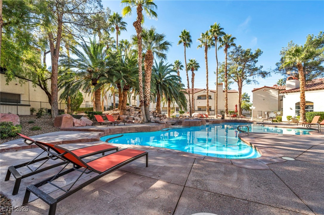 2975 Bluegrass Lane 1421