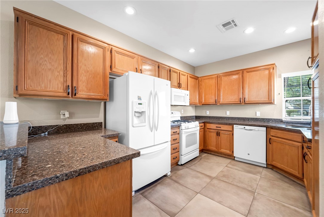 2569 Wiltshire Avenue