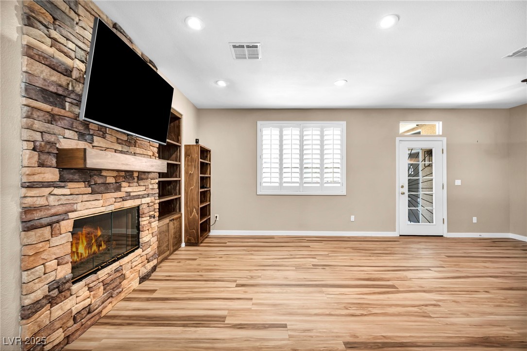 2569 Wiltshire Avenue