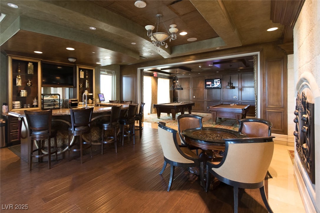 9103 Alta Drive 207