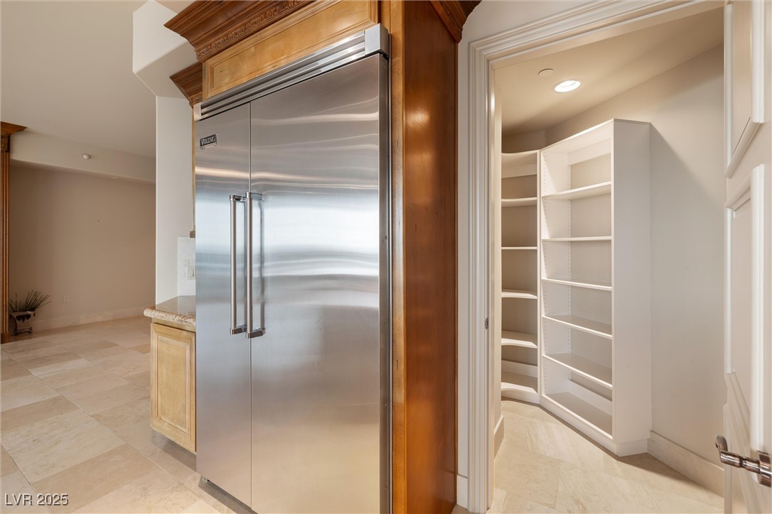 9103 Alta Drive 207