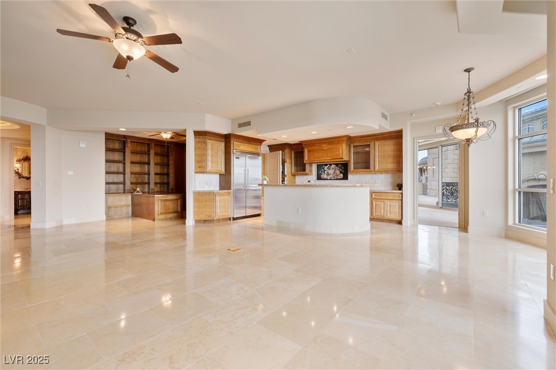 9103 Alta Drive 207
