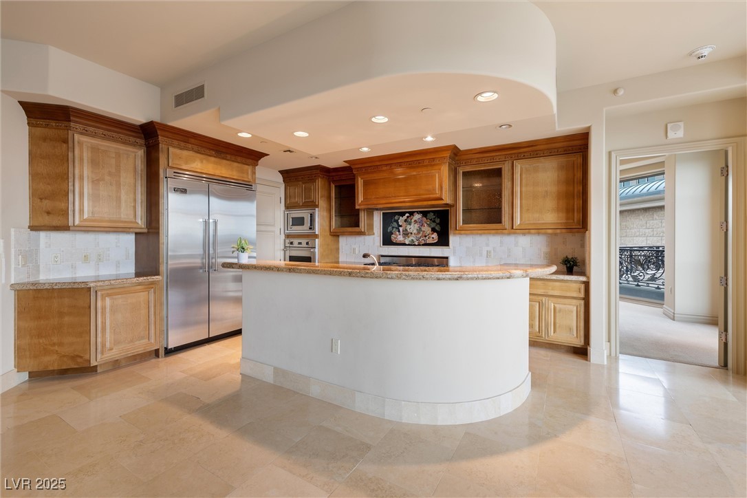 9103 Alta Drive 207