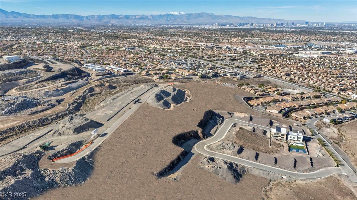 300 Westridge Drive