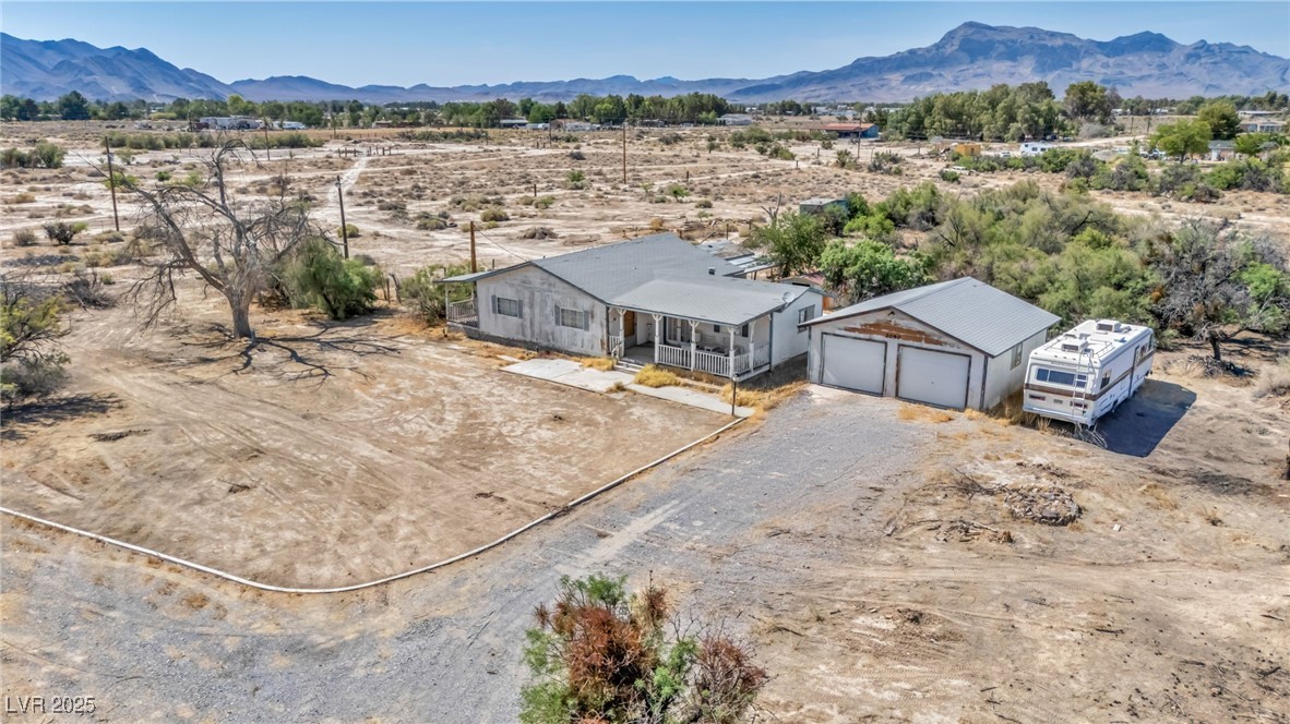 2090 Shady Lane