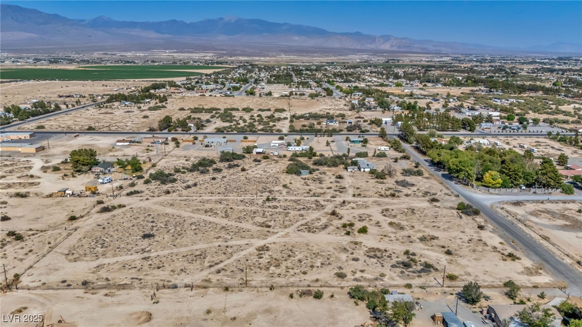 2090 Shady Lane