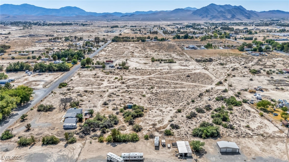2090 Shady Lane