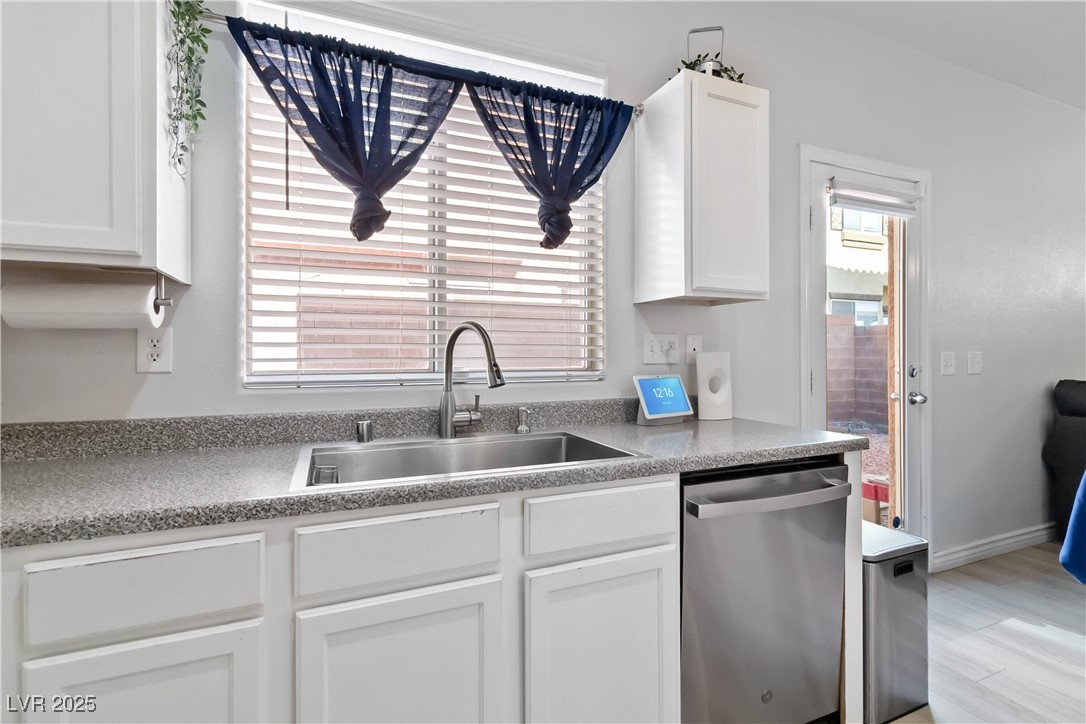 8908 Cambridge Glen Court