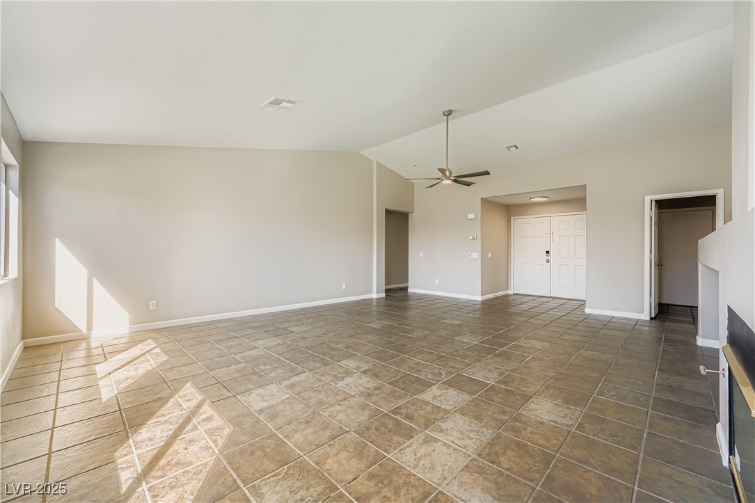 9513 Kelly Creek Avenue