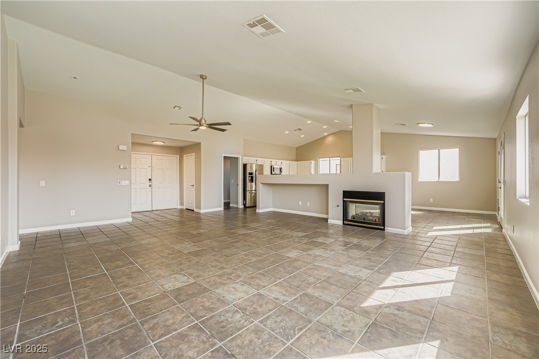 9513 Kelly Creek Avenue