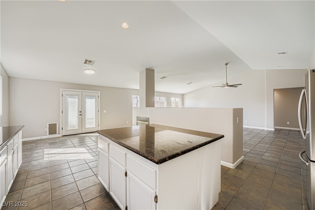 9513 Kelly Creek Avenue