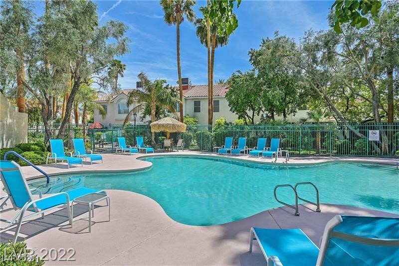 5955 Sunlight Garden Way