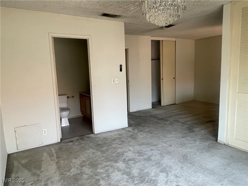 2482 Paradise Village Way