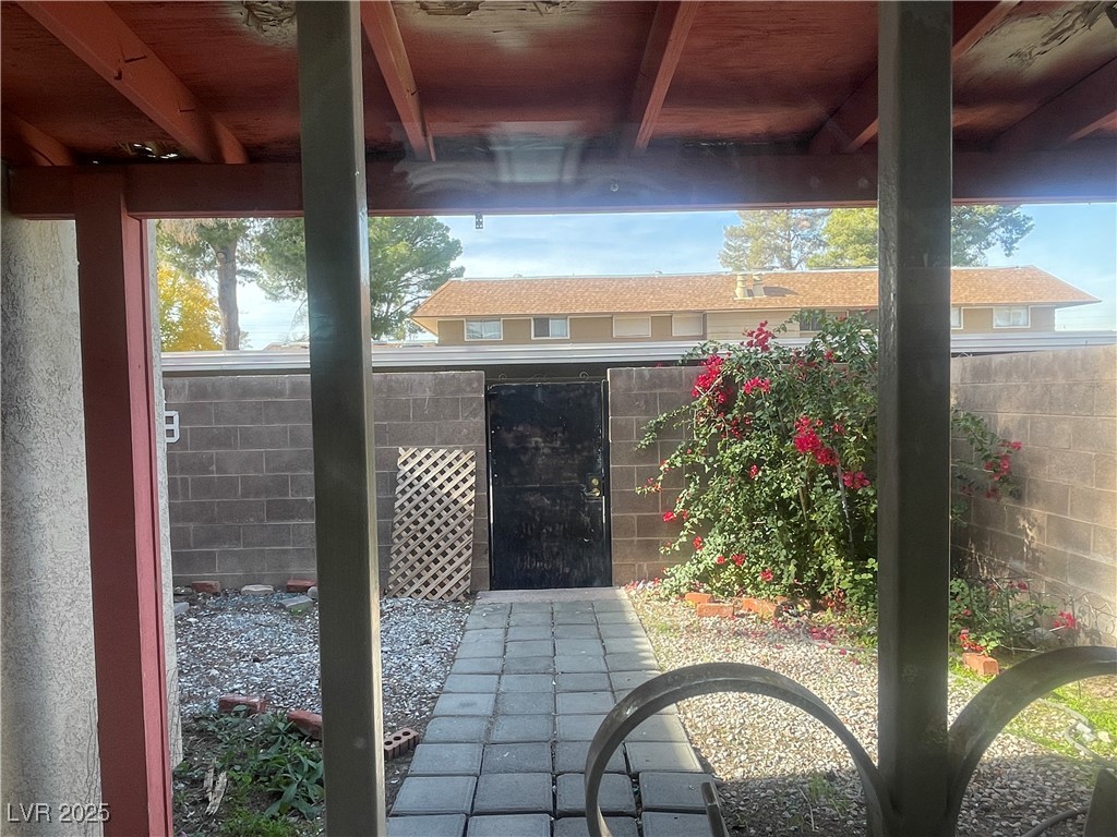 2482 Paradise Village Way